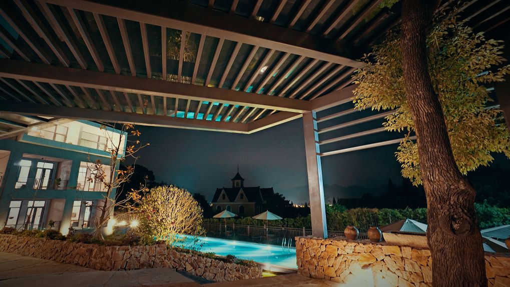 莫干山环山溯溪野奢美宿,奢到极致