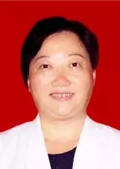 专业的健康管理专家帮您解答,中医药专家走进民众开展健康义诊