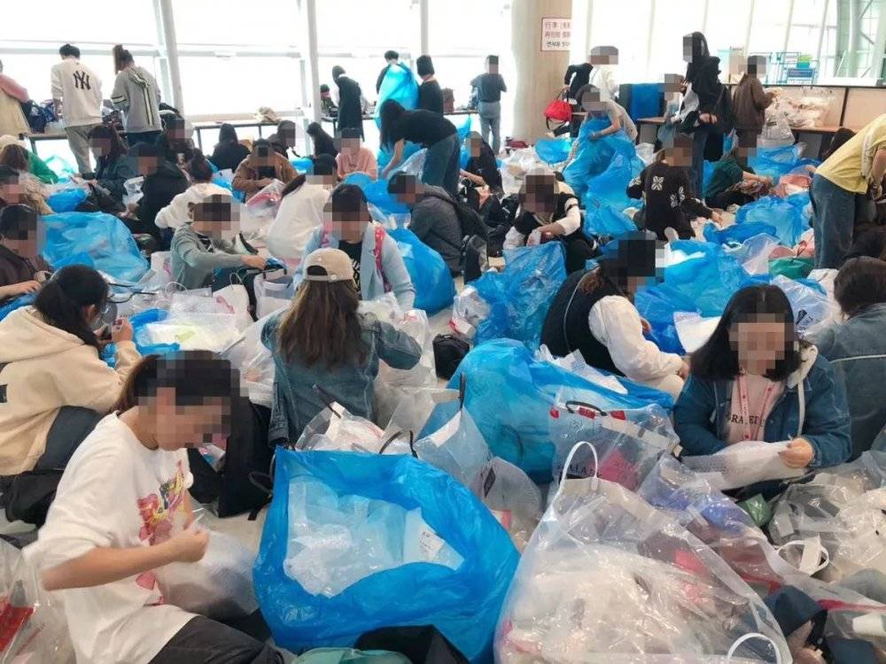 转场或者退出代购干不过主播？