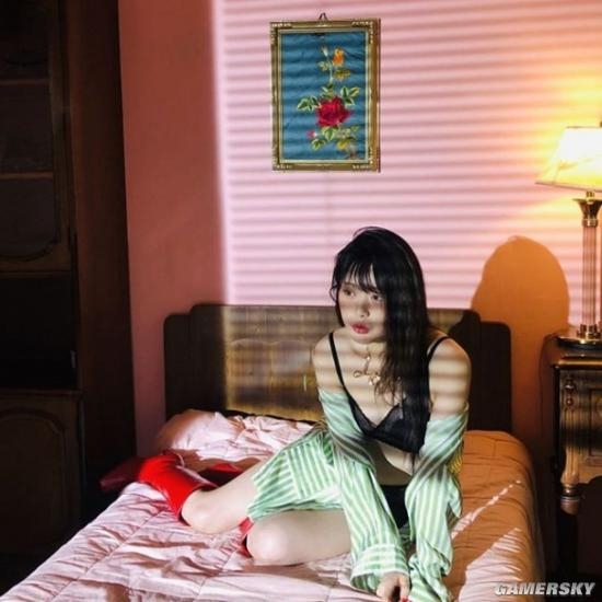 坏坏的动作惹人怜爱韩国美女游戏up主godlita