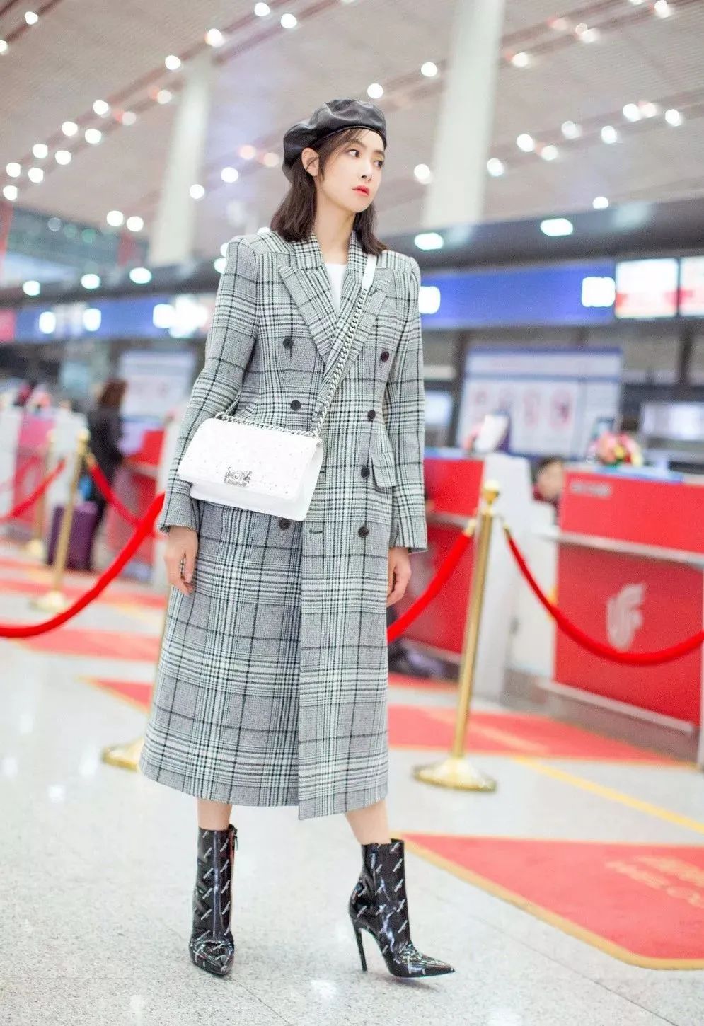 秋天,有一件大衣就够了