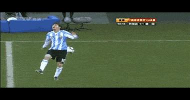 中国足球应遵循客观规律,中国足球新动作