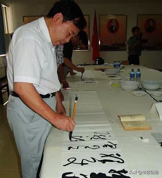 80个硬笔书法欣赏,现代80位书法名家作品欣赏