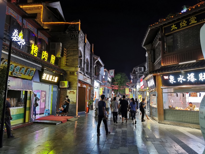 宽厚里蚌埠,百联奥特莱斯和九龙仓奥特莱斯