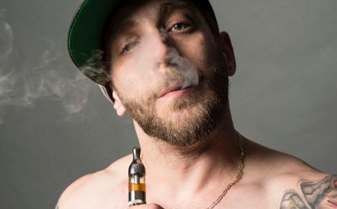 喝酒脸红易患食道癌男人喝酒要注意什么