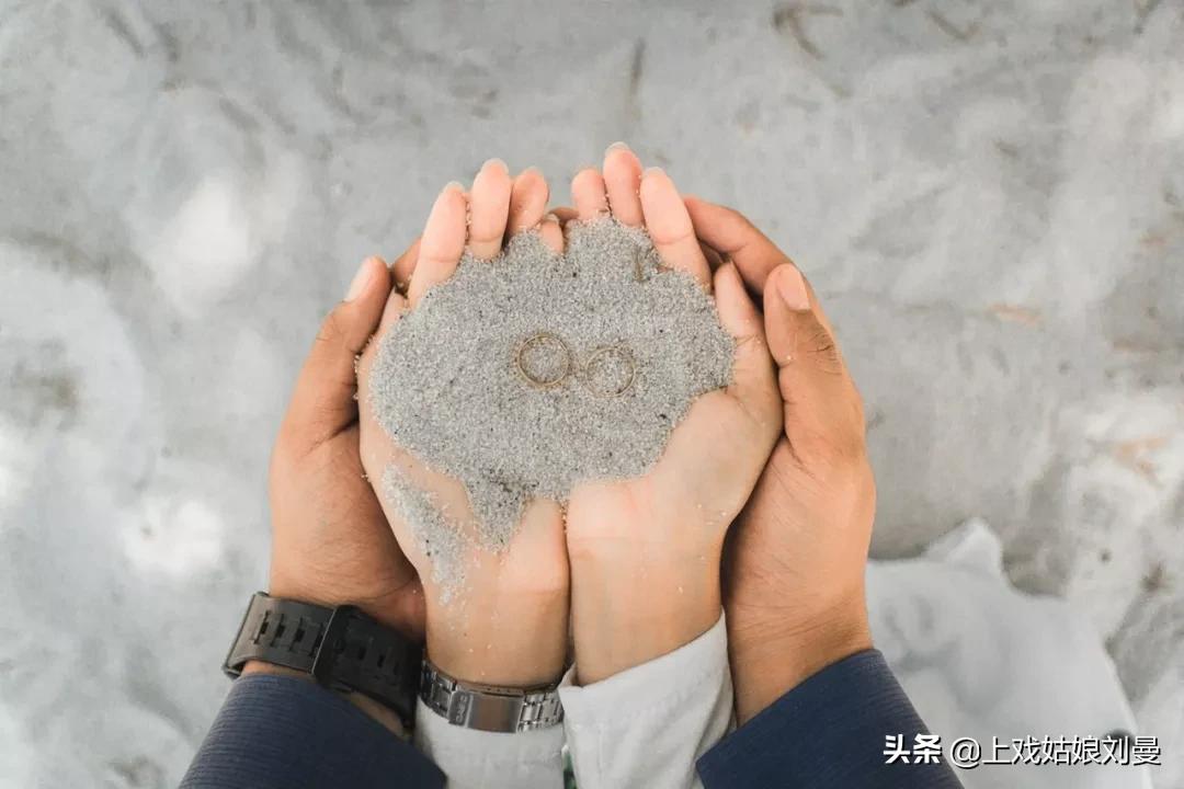 老公瞒着我去看前妻和孩子,老公瞒着妻子看男科医生