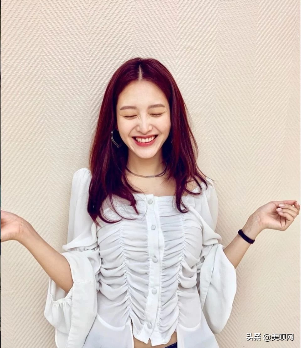 lisa短发发色有哪些 (lisa同款发色显白)