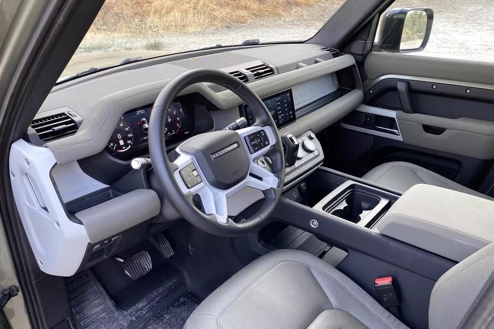 2023款路虎卫士110p400x驾驶感受,2024款路虎卫士110版测评