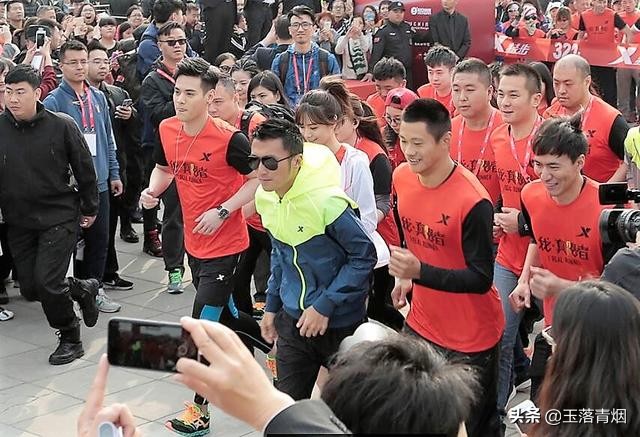 安踏vs李宁中国鞋王争霸史下 (新晋鞋王赶超李宁)