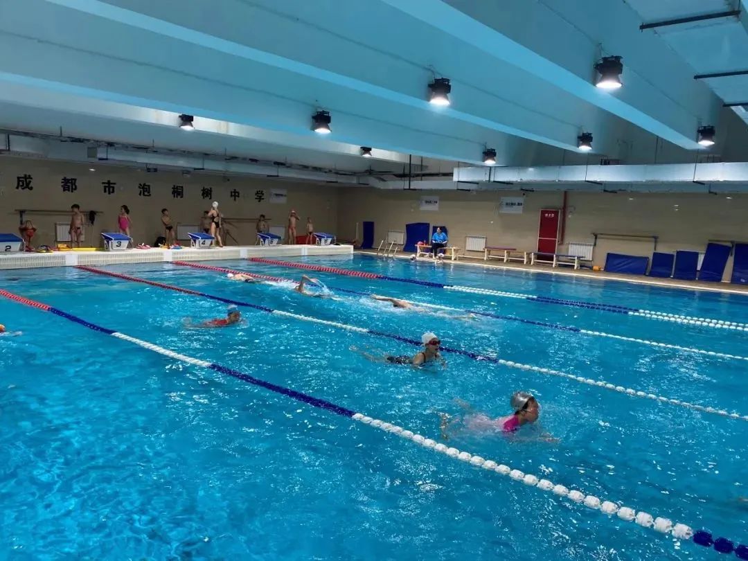 游泳纳入中考的城市,成都游泳纳入中考是真的吗