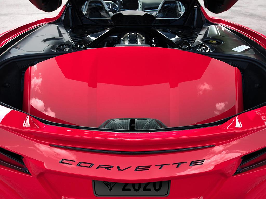 这次它真的成为了超跑，是革命也是重生，苑叔聊全新科尔维特