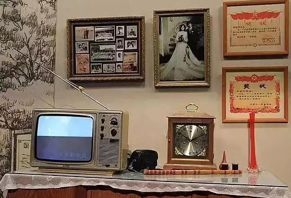 30张珍贵的老照片,47张绝版老相片