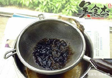 龟苓草熬龟苓膏,龟苓粉做龟苓膏怎么确定凝固