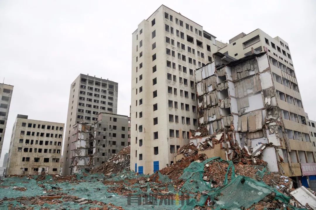 狂吃干脆面也能赚大钱，三十年前郑州小土豪已经这么干了