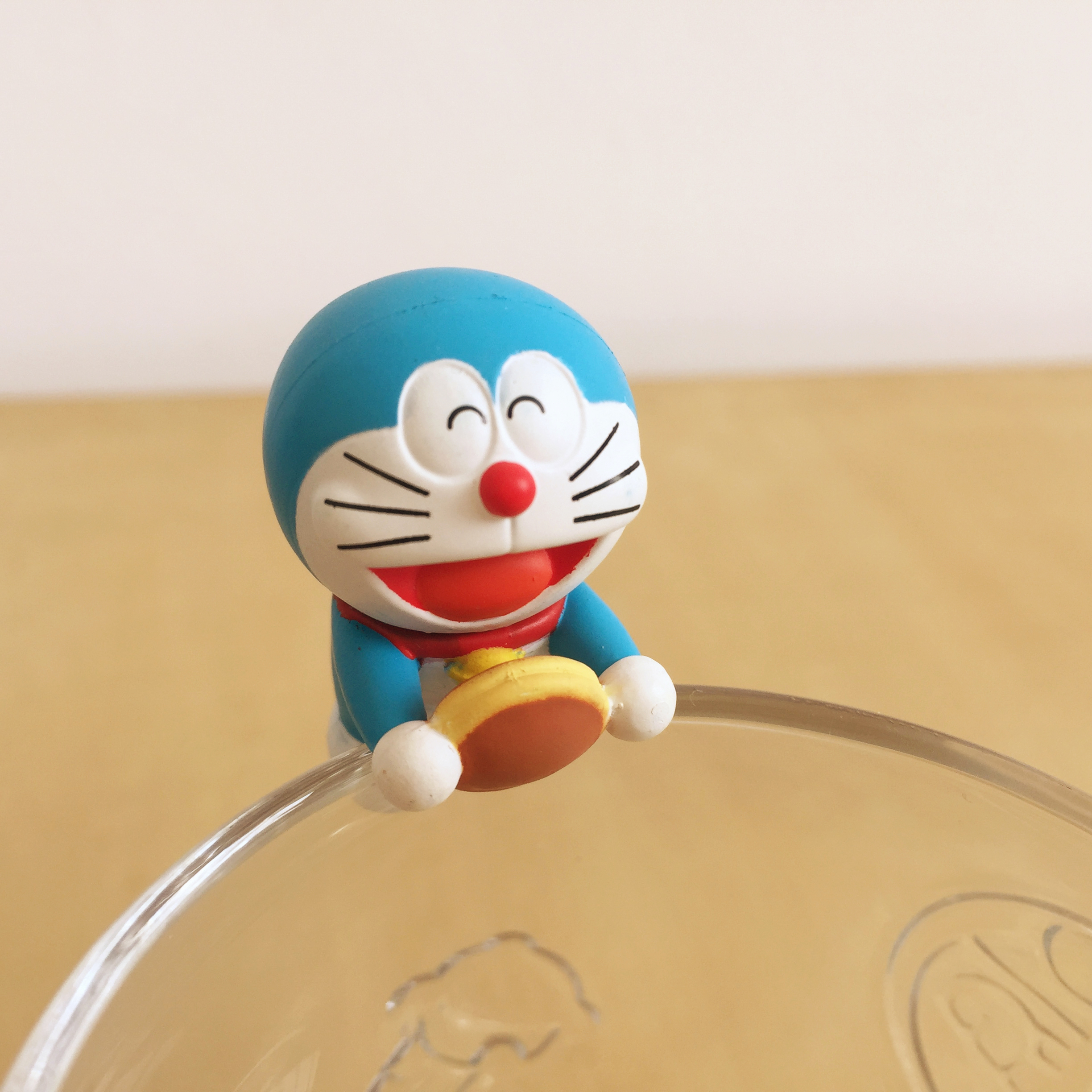 玩具测评丨PUTITTO奇谈俱乐部哆啦a梦杯沿玩偶(第一弹)