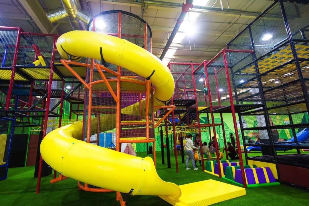 超多的有滑滑梯的游乐场,推荐便宜又好玩的室内滑梯乐园