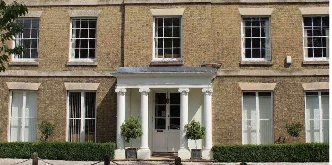 英国国王学院在哪个城市,英国最古老的学校