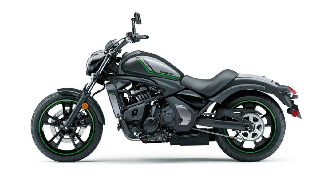 川崎小火神vulcans2022,川崎2020款小火神vulcan650