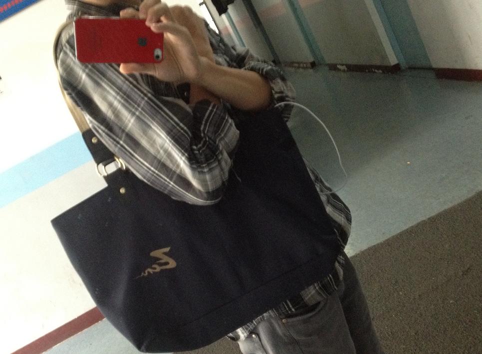 用母校保温杯，才叫真成功呢