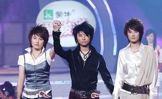 过气女歌手对话,超女聚会重聚风波