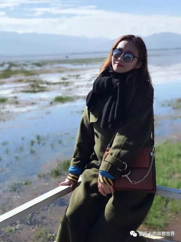 她们说穿过最满意的一件大衣,是这件!