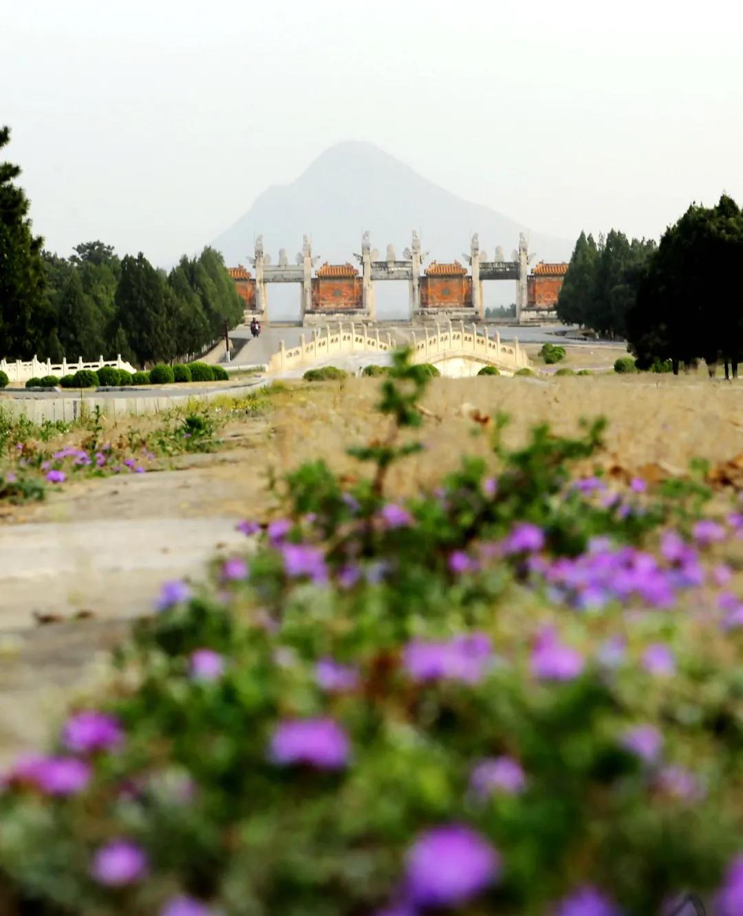 福地东陵驻吉祥  百福万庆迎辛丑