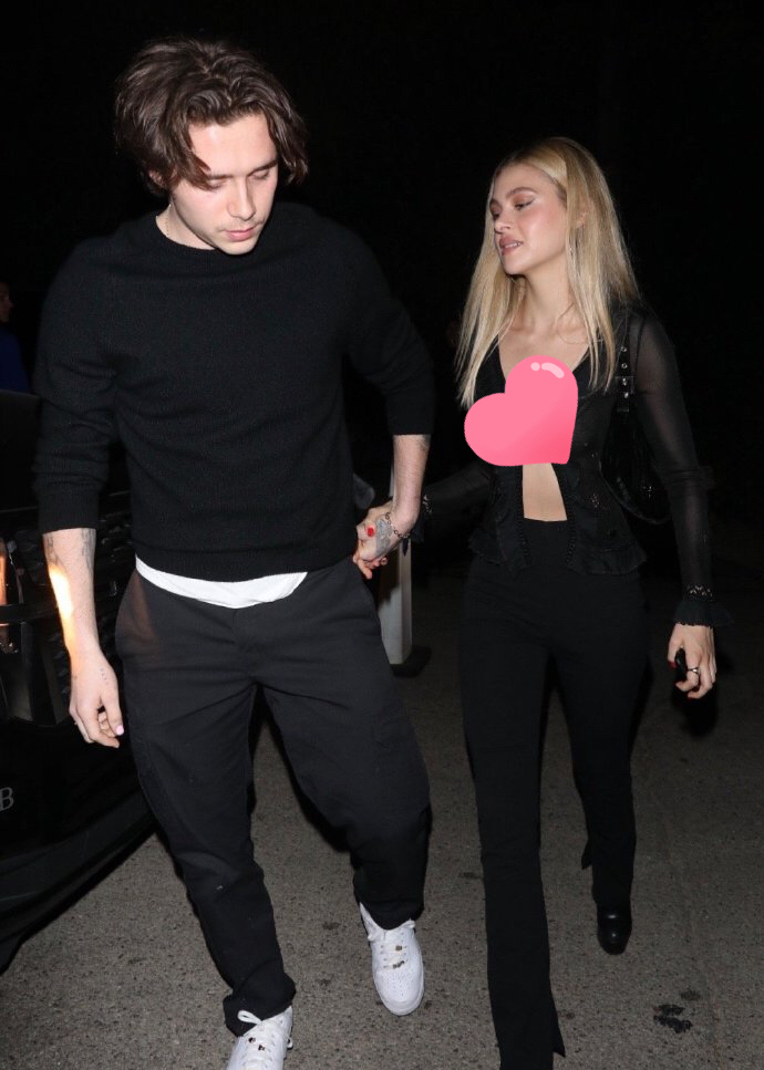 贝嫂大儿子最新照片,贝嫂和二儿子秀恩爱的视频