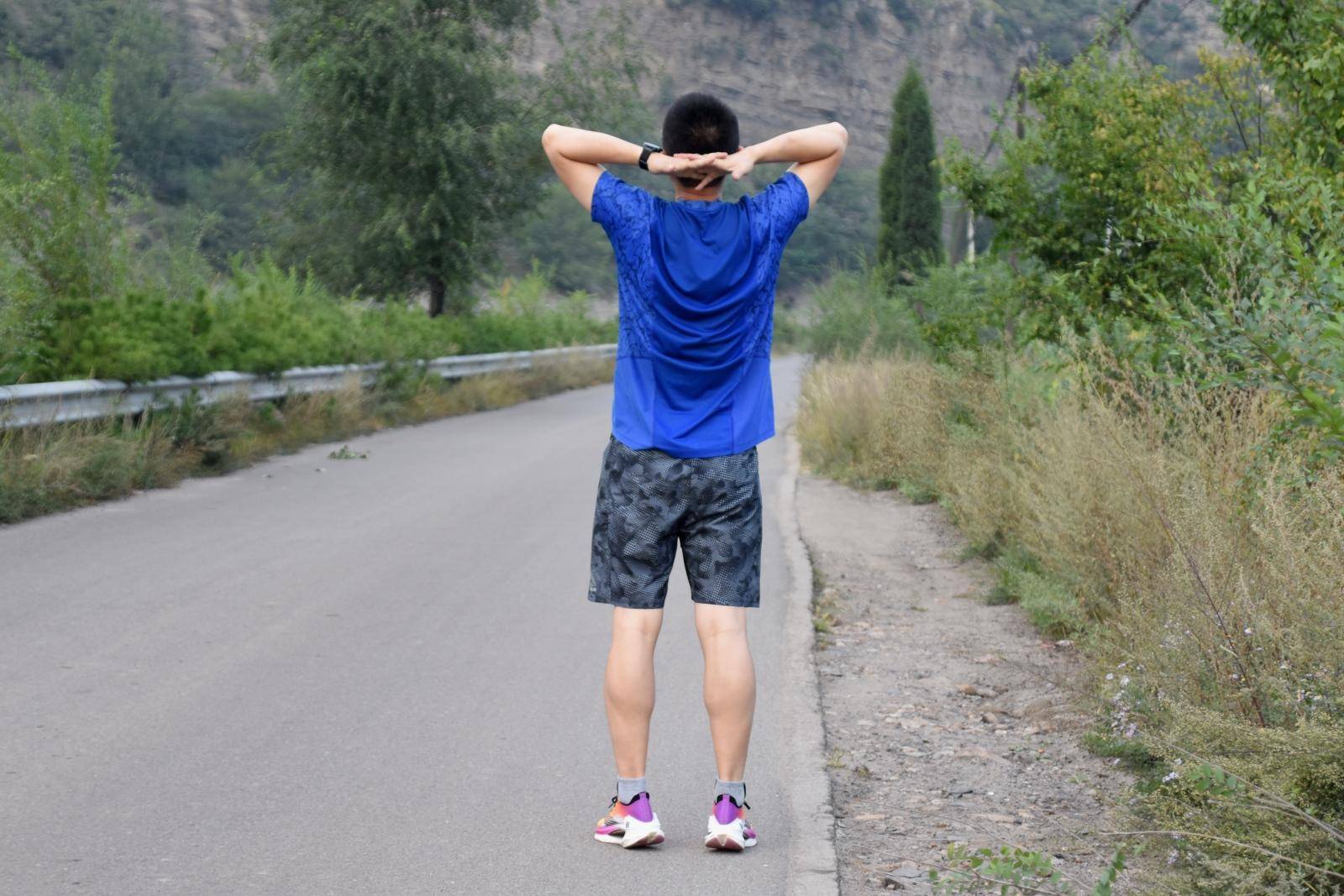 跑鞋测评态极,李宁飞电3.0challenger和李宁小绝影