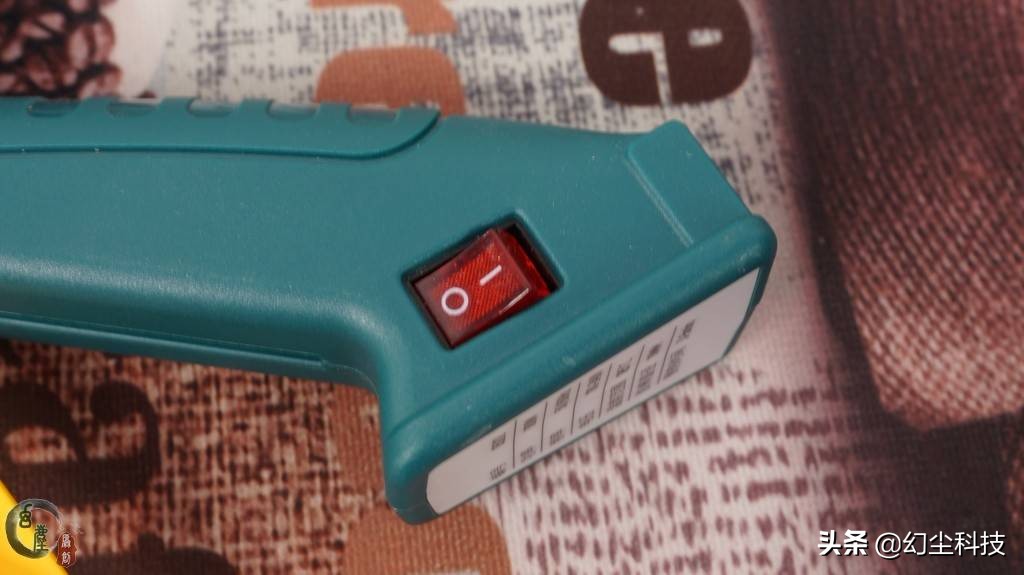 热熔枪儿童手工作业,轻松搞定儿童手工