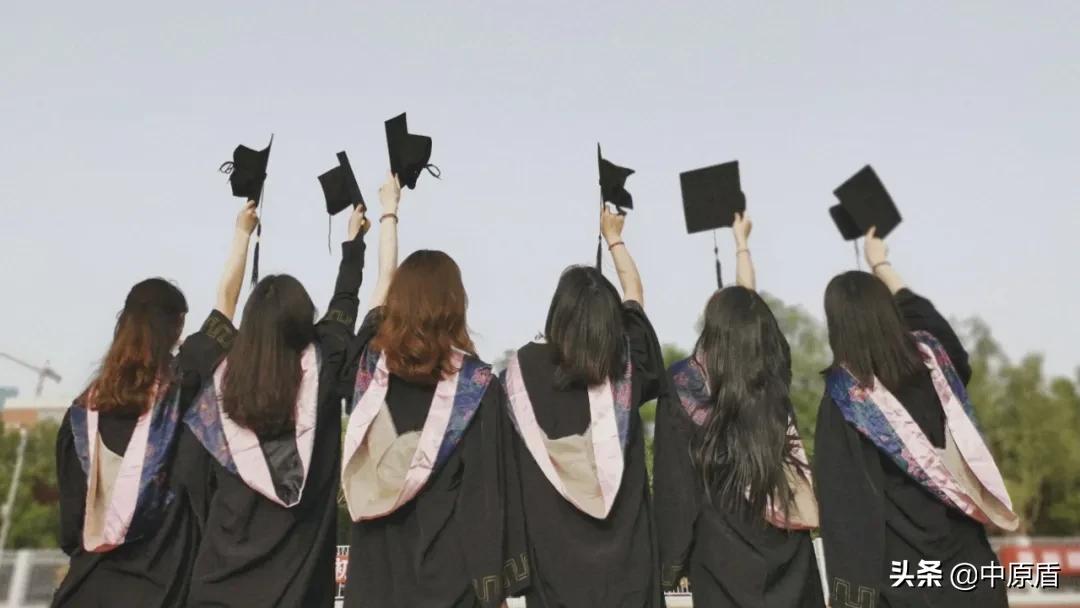 大片来袭！河南各高校凹造型毕业照绝对惊艳到你