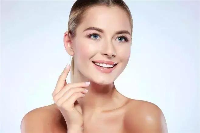 美若天仙不美颜也美的,神仙姐姐刘亦菲笑不露齿