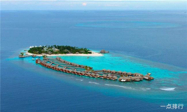 马尔代夫十大最著名的岛屿，太阳岛有上百万年的历史，岛上四季如春，鸟语花香，是马尔代夫最大的休闲度假村