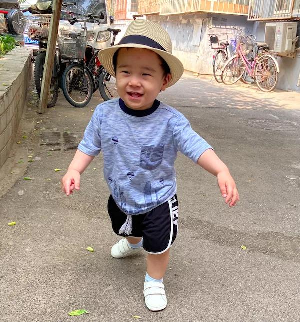 宝宝学步鞋推荐这双又好看又好穿 (宝宝学步鞋推荐0-1岁平价)