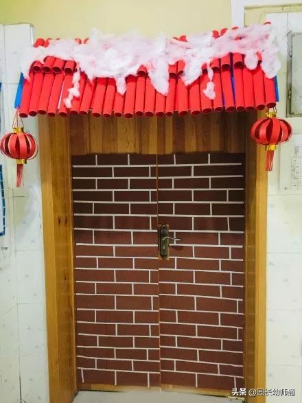 幼儿园迎新年装饰教室方式,最新幼儿园六一大门厅环境布置