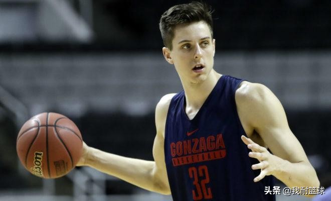 名字带斯的明星,名字带斯的名人