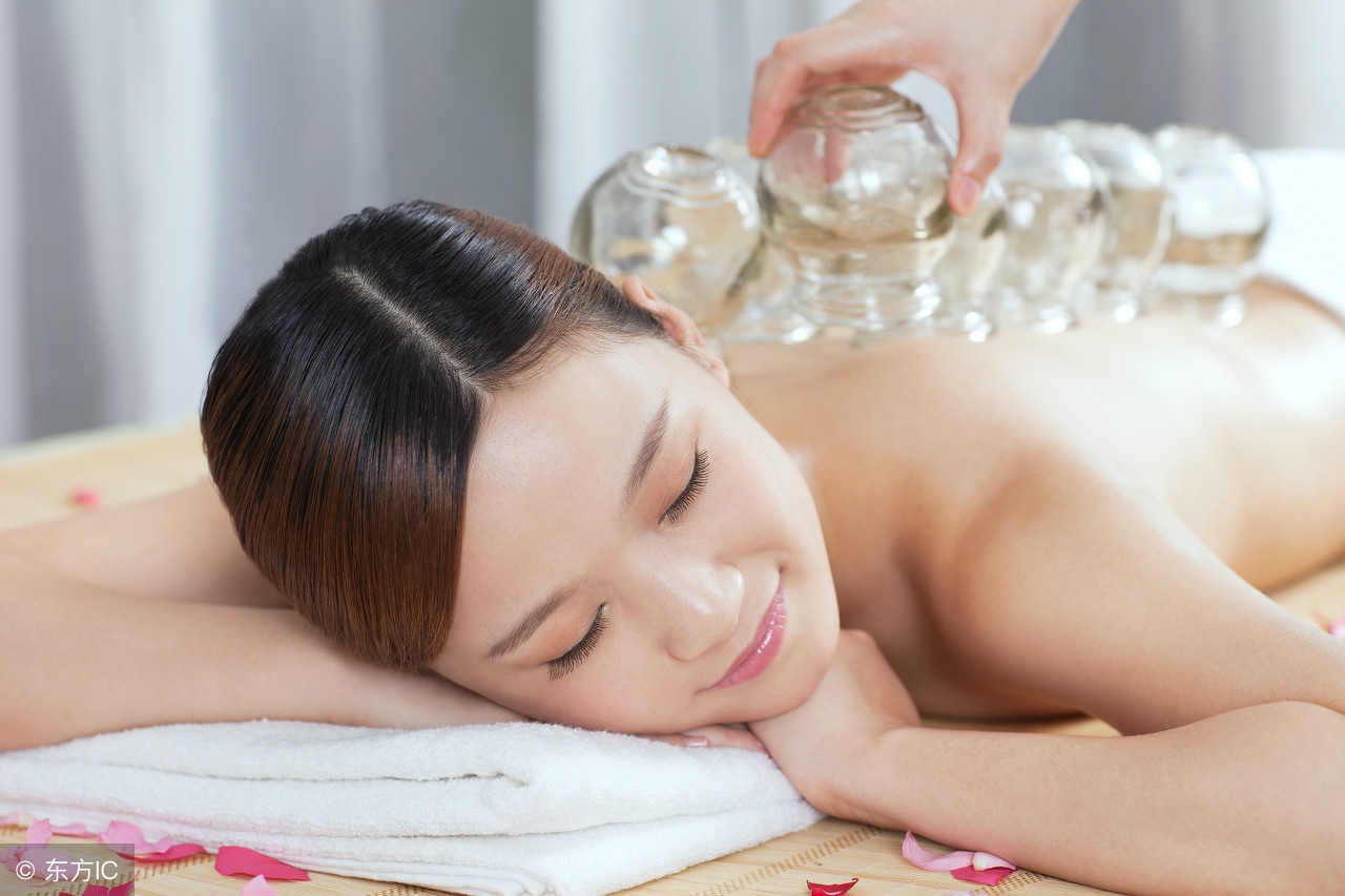 拔罐舒服吗有什么用,拔罐很舒服