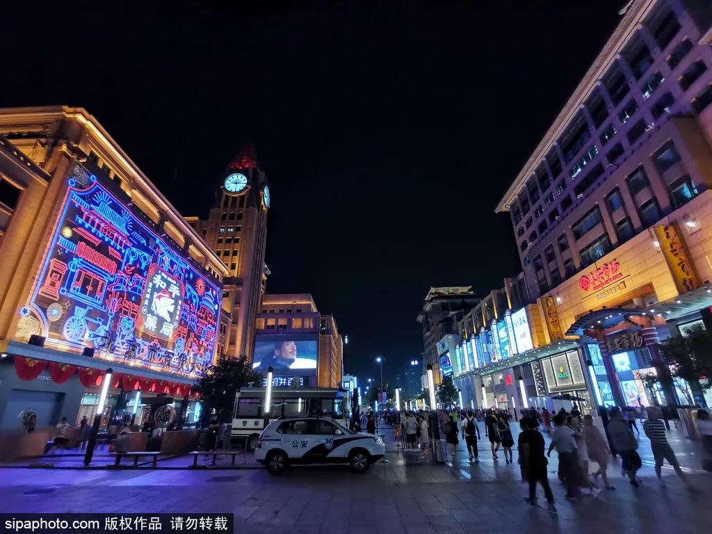 不用等休息日也能玩儿，北京夜市季送达，High起来吧打工人！