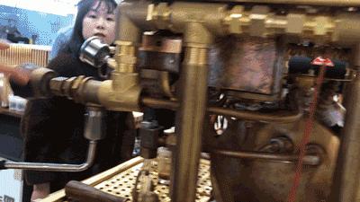 中心广场美食推荐下午茶 (一日三餐美食广场)