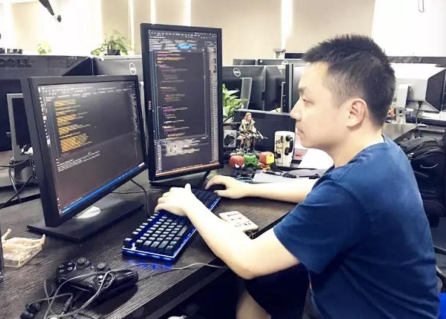 “最受欢迎”男友职业排名，程序员位居前三，公务员被嫌弃了？