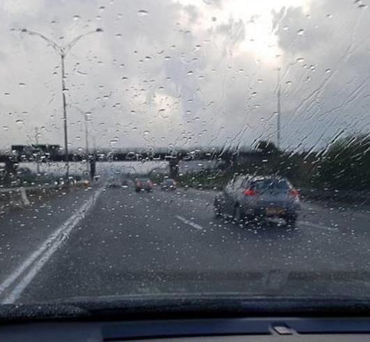 车身漆面打蜡注意事项,新车多久漆面打蜡最合适