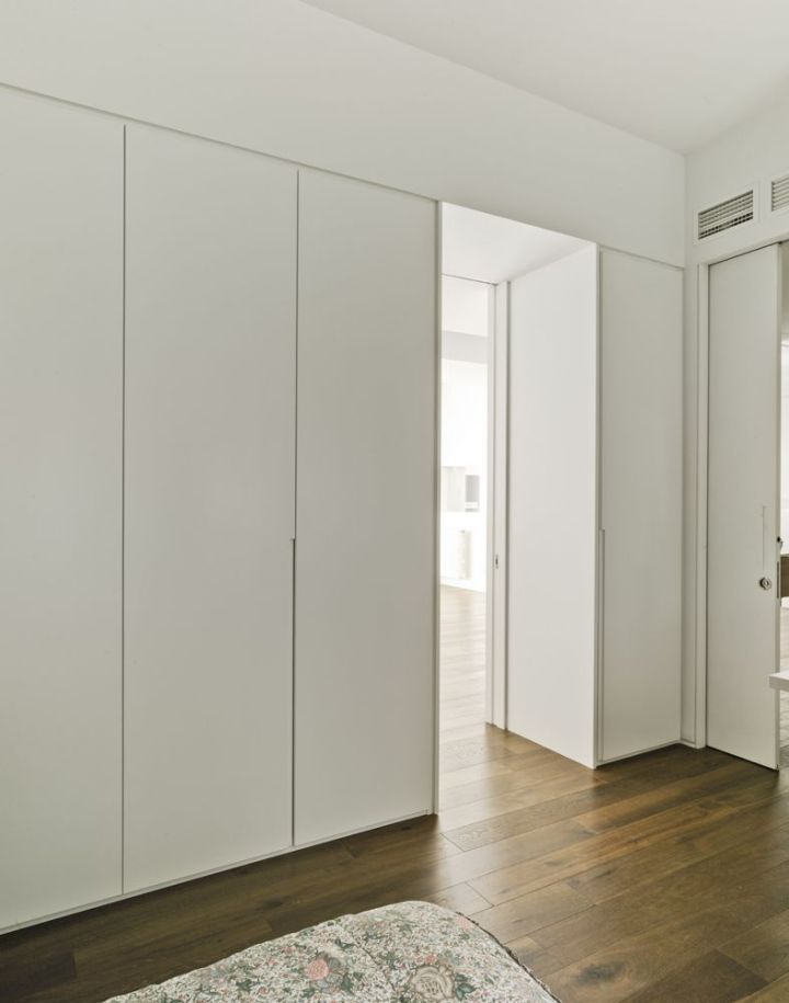 白色油漆发黄,白色油漆发黄怎么回事