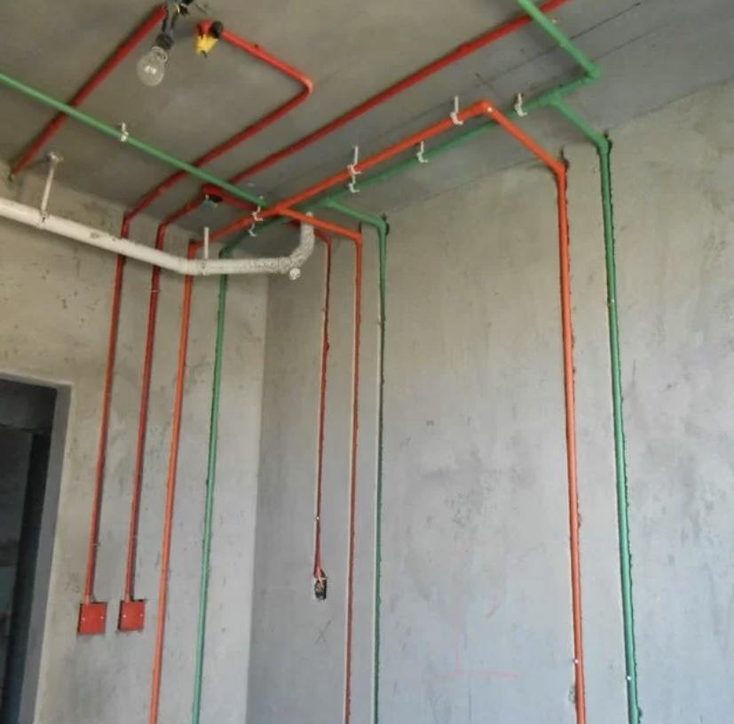 装修水电不要走顶,装修水电不开槽的弊端