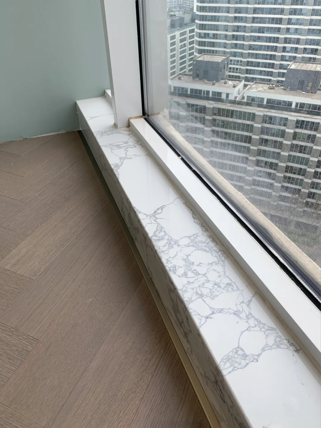 窗台不想装石头,窗台石不装可以吗