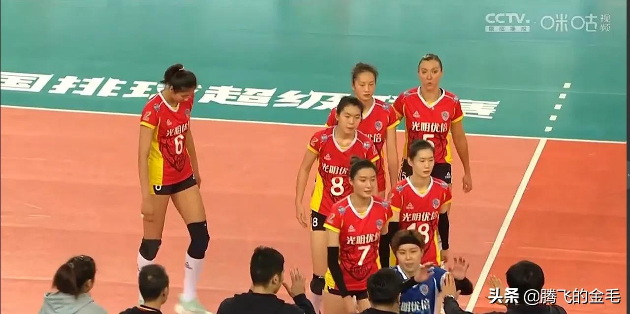 上海女排教练王之腾赛后评论,上海女排王之腾采访