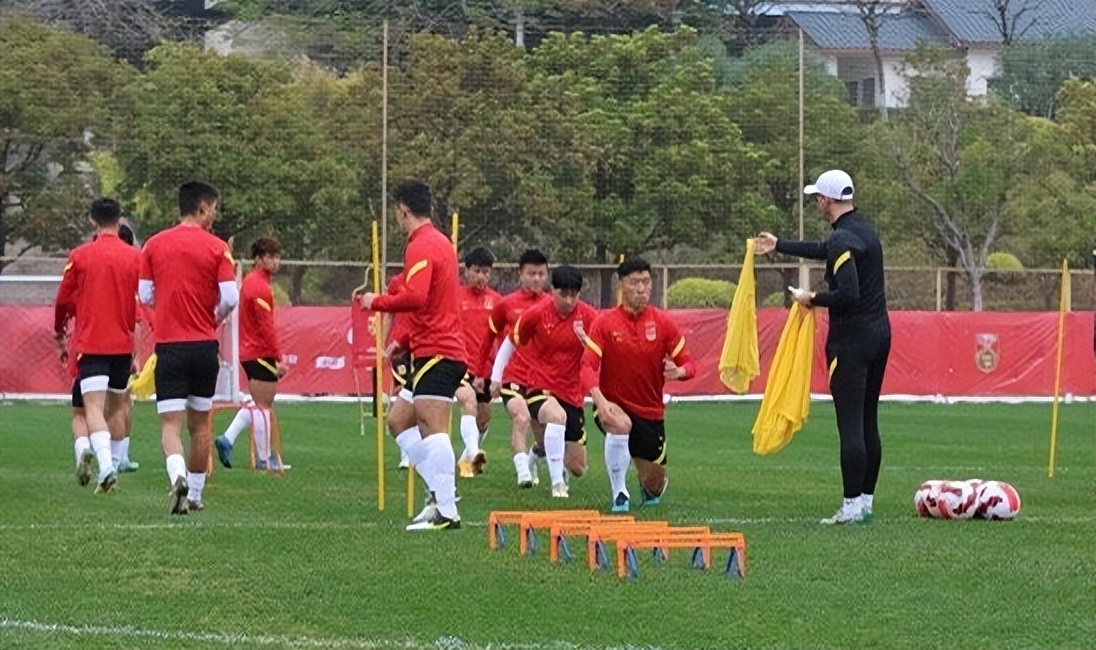 国足亚运队击败韩国U24,国足亚运队1比0韩国u24图片