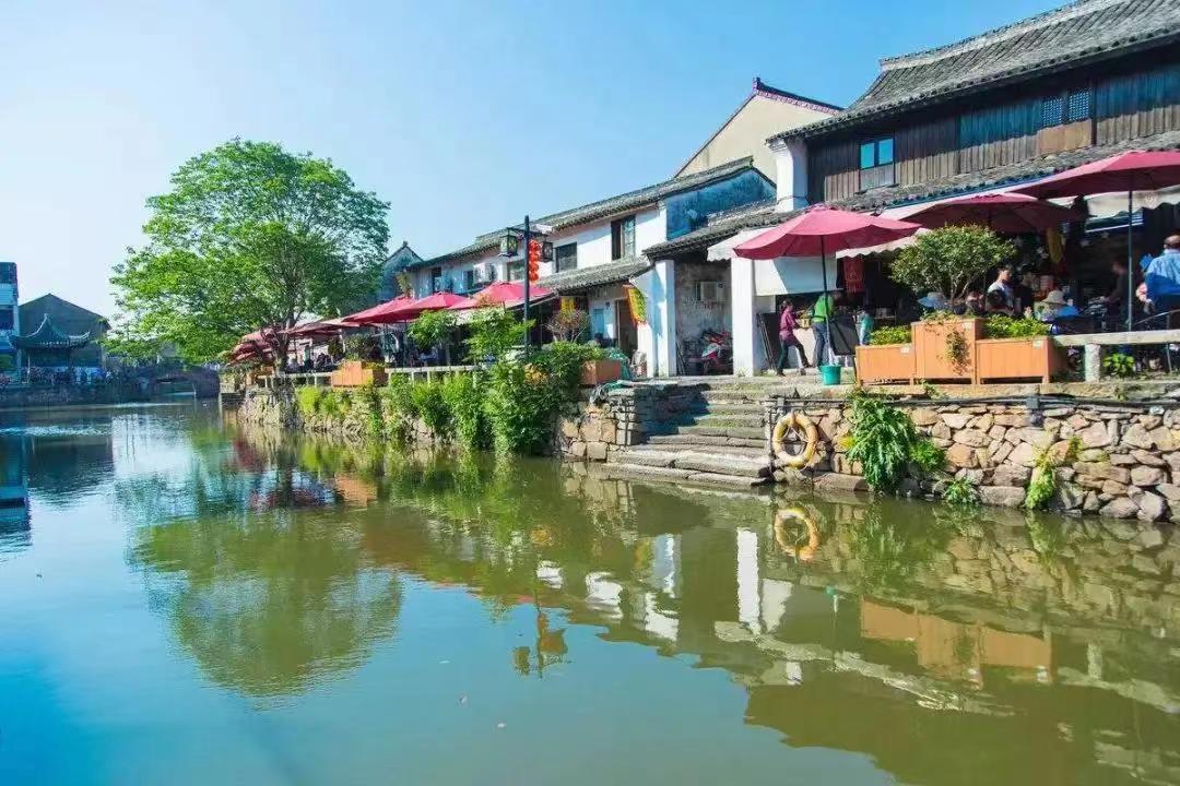 浙江有一个古镇叫什么,浙江六大古镇凤凰古城