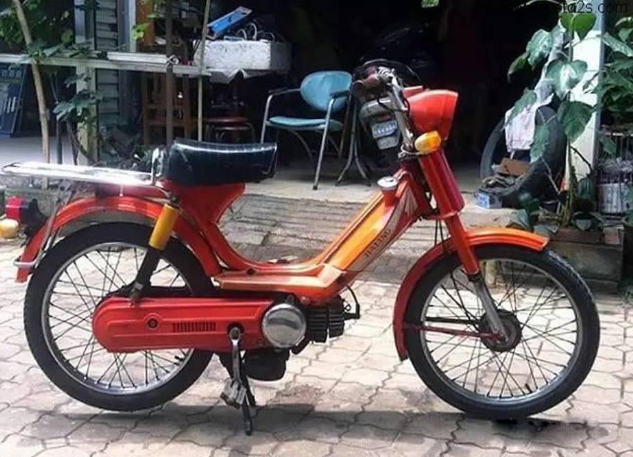 80年代进口摩托车多少钱,80年代德国进口的依发150摩托车