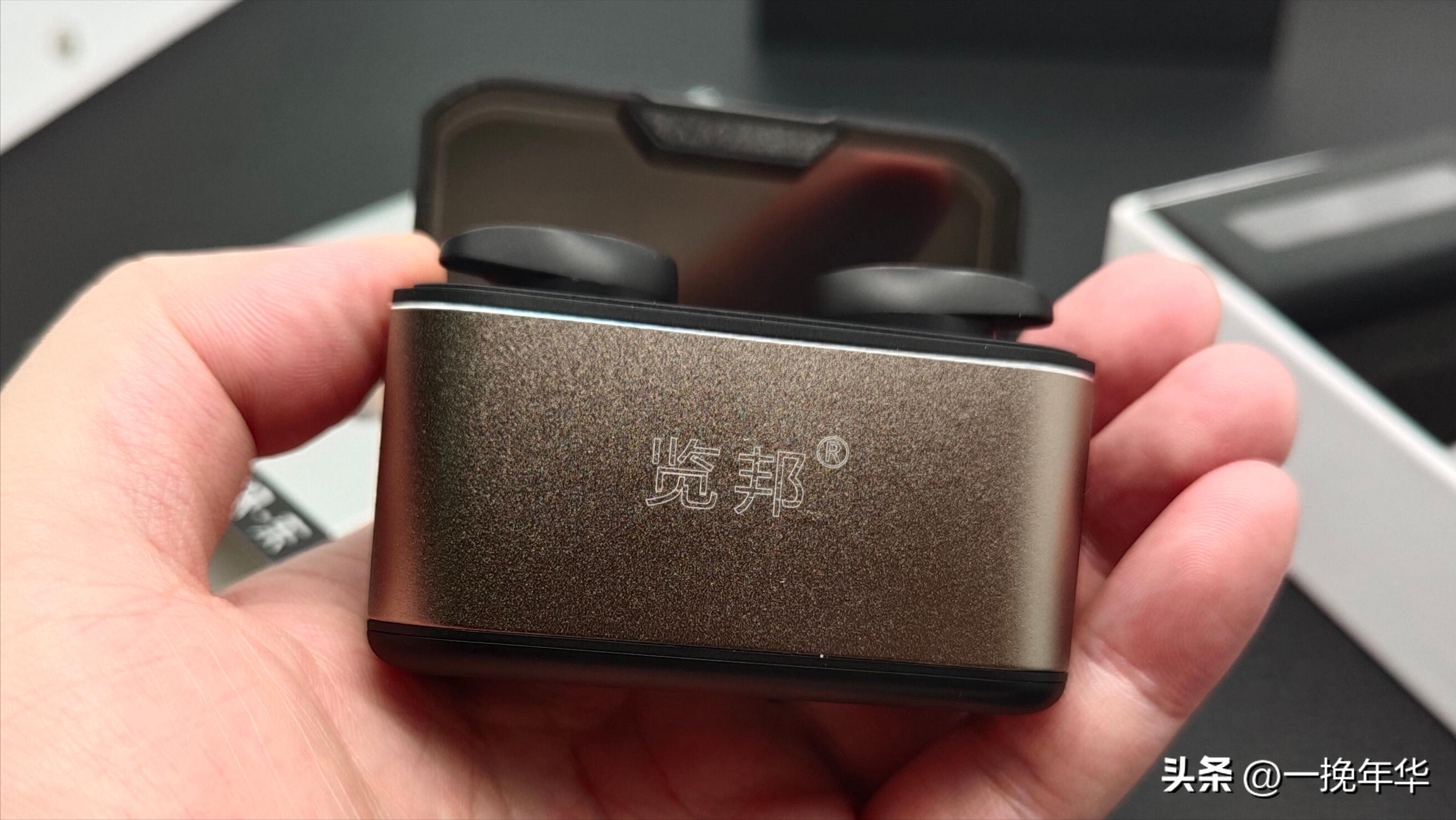 百元降噪蓝牙耳机推荐小金标tws,400左右的tws入耳式降噪耳机推荐