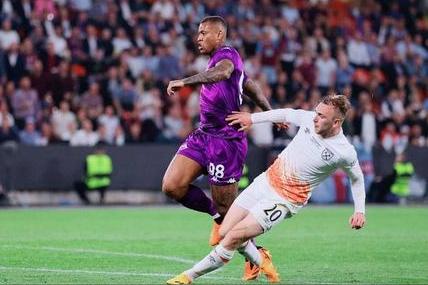 莫伊斯高光,双标判罚