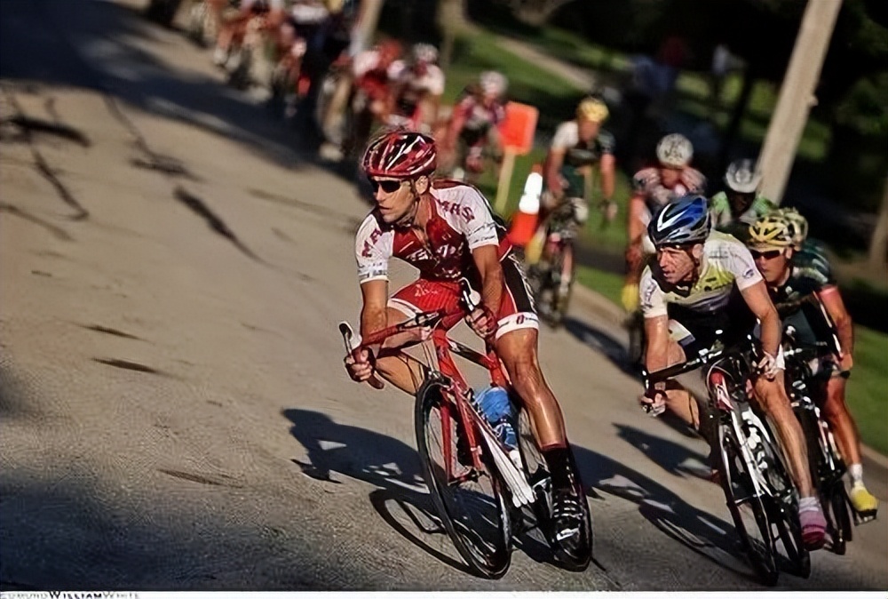 锻炼身体骑自行车好还是步行好,从锻炼的角度选公路车还是山地车